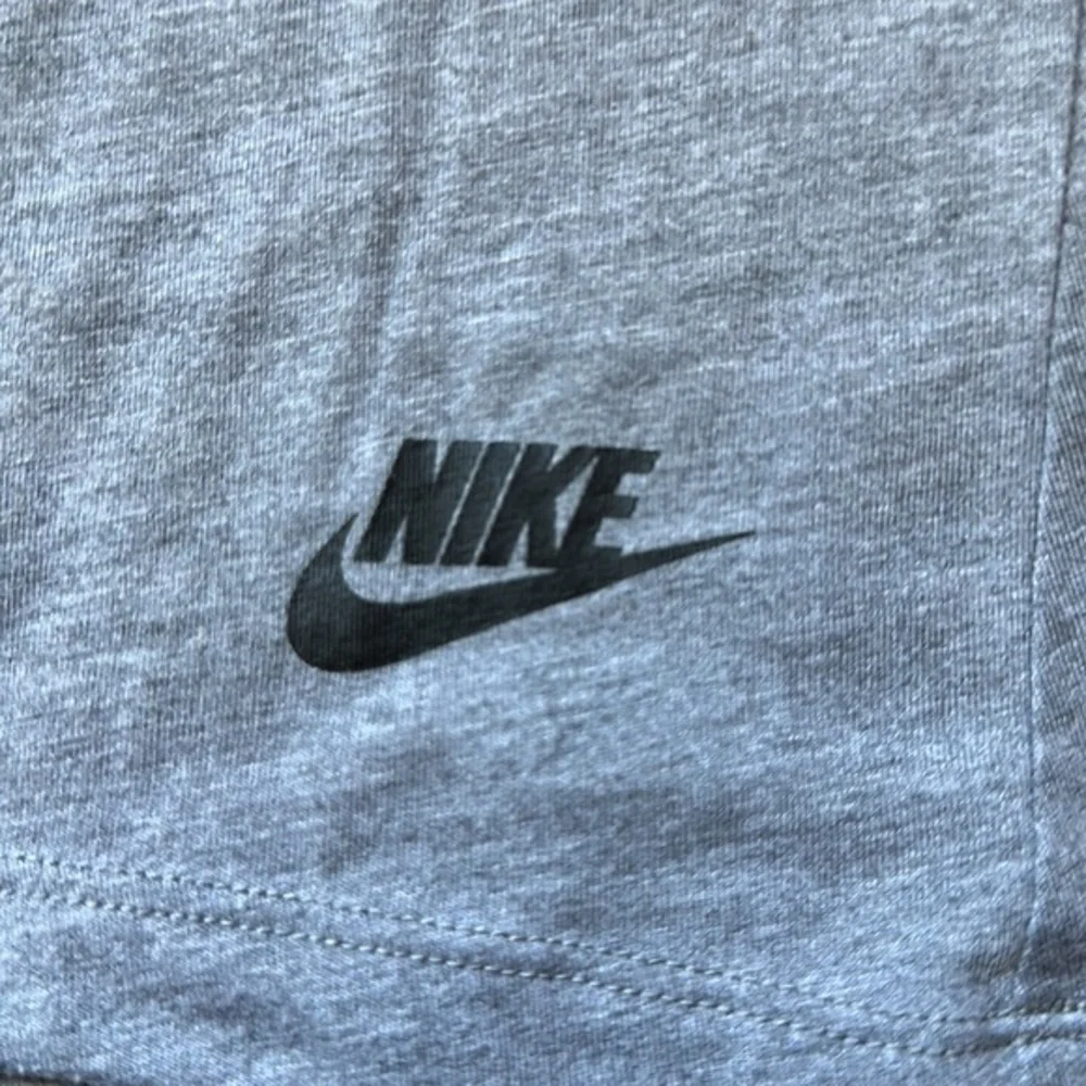 Nike work out‎ tank - Picture 3 of 4